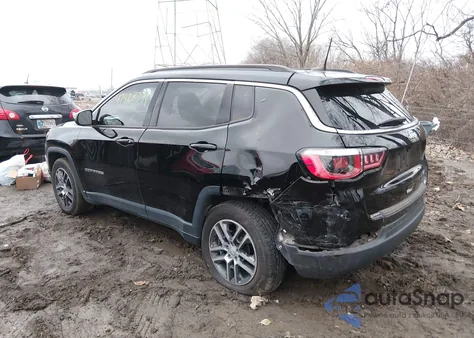 2018 Jeep Compass Latitude Fwd from USA, damaged, VIN 3C4NJCBB9JT108611